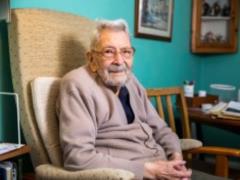 Умер самый старый человек в мире: сколько ему было