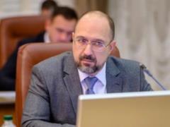Привычная жизнь постепенно возвращается в Украину, - Шмыгаль