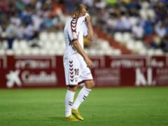 Футбольный сезон в Испании возобновится матчем, который прервали из-за травли украинца