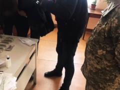 В Хмельницком  патриотичный  военком продал армию и присягу за 1,5 тыс. американских долларов