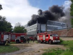 In Zaporozhye large-scale fire: the shoe factory burns