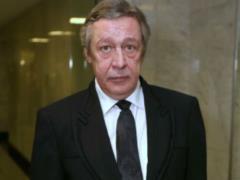 Перед допросом о ДТП Михаилу Ефремову трижды вызывали скорую - СМИ