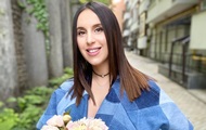 Беременная Джамала в прозрачном наряде снялась в ванне