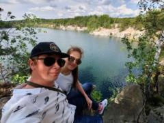 Дмитрий Комаров умилил снимками с красавицей женой