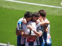 Espanyol beat the remaining minority Alaves without any problems