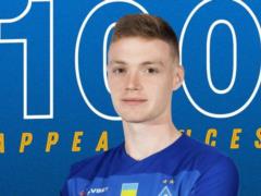 Tsygankov held the 100th match for Dynamo in UPL