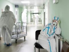 В России за сутки коронавирус выявили у 8835 человек