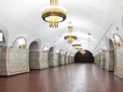 В Киеве  заминировали  станцию метро  Площадь Льва Толстого 