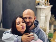После слухов о примирении Джиган поделился романтическим снимком с Самойловой