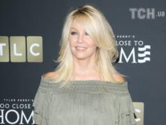 58-летняя звезда  Района Мелроуз  Хизер Локлир выходит замуж - СМИ