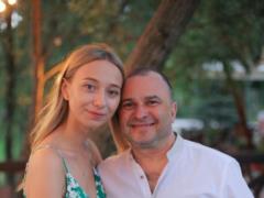  Моет и носит на себе : жена Виктора Павлика рассказала, как он заботится о больном сыне