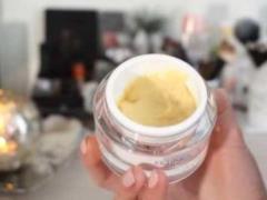Retinol cosmetics: what is it and how to use it