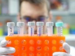 Тяжелая ситуация с коронавирусом на Закарпатье: больницы не выдерживают