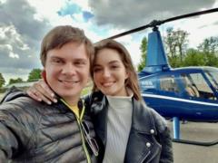  Планы чуть не сломались : Дмитрий Комаров рассказал, как романтично признавался в любви жене
