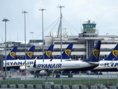 Самолет Ryanair экстренно сел в Лондоне из-за записки о взрывчатке