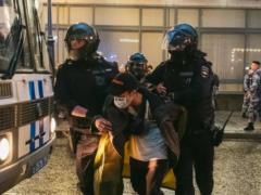 В Москве на антипутинских протестах задержали почти 150 человек