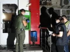 В Киеве преступники взорвали банкомат: полиция открыла дело
