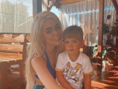 Алина Гросу умилила снимками с подросшим братиком