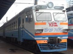 На Харьковщине электричка задержалась в пути из пассажиров без защитных масок