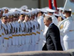 Putin scares the creation of hypersonic weapons, which have no analogues in the world
