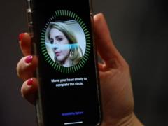 Новый Face ID узнает пользователя по рисунку кровеносных сосудов лица
