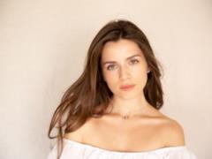 Gentle Christina Soloviy bared her shoulders in lyric video for the new track  