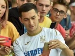 Опрос: кто должен заменить Степаненко в основе в матче с Испанией?