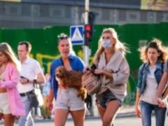В Украине ряд городов ожидает ужесточения карантина: остановят общественный транспорт и закроют школы