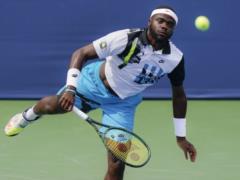 Очередной скандал на US Open: американский теннисист показал россиянину  фак 