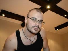 Известный российский шовинист покончил с собой