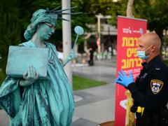 Israelis will be allowed to move away from home to a distance of up to one km