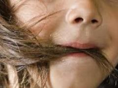 A girl with Rapunzel syndrome has a 6-kilogram hairball in her stomach