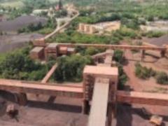  Уволить всех : комбинат Ахметова и Коломойского начал увольнять протестующих шахтеров