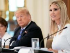 Дочь Трампа-новый вице-президент США: политик отреагировал на слухи