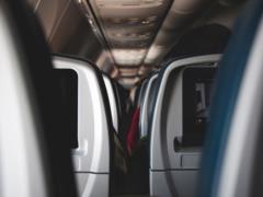 Japan Airline больше не будет использовать обращение  дамы и господа 