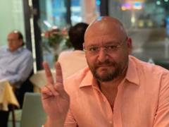 Добкин снялся с предвыборной гонки