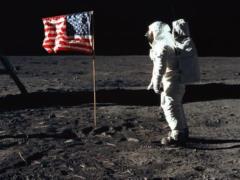 США объявили международную программу освоения ресурсов Луны
