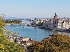 Экскурсоводы из Будапешта ломают голову над тем, как заработать