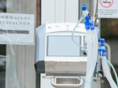 Харьковским железнодорожным больницам передали аппараты ИВЛ