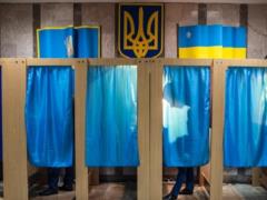 В Украине уже избрали более 5000 депутатов и почти 70 мэров