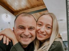 Молодая жена Виктора Павлика трогательно поздравила любимого с 5-летием отношений