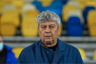 Луческу: Исход чемпионата должны решать команды на поле, а не COVID