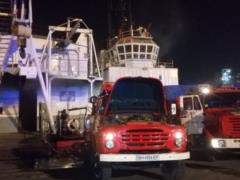 В порту Одессы горела плавающая мастерская