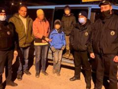 Полиция разыскала женщину, которая заблудилась со своими детьми в лесу под Черновцами