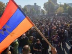 Протесты в Армении: Пашиняна требуют уйти в отставку