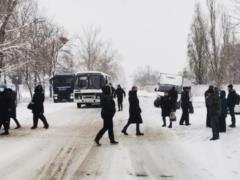 Под Харьковом люди перекрыли дорогу из-за отсутствия отопления