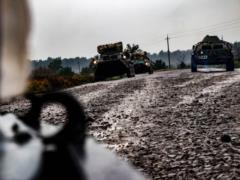 Armored personnel carriers on the move: how the National Guard teaches driving with obstacles