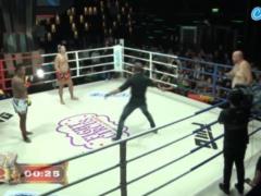 Three against one and the battle of the musicians: Thailand s thrash MMA tournament tore the Network
