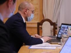 Кабмин поддержал закон против  двойников  на выборах