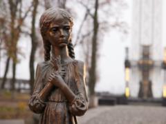 День памяти жертв голодоморов: Федишин, Потап и Вакарчук вспомнили трагедию